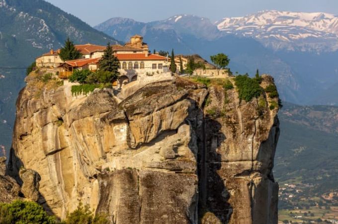 Meteora Greece Travel Guide for First-Time Visitors