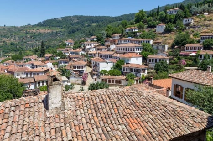 Where to Go on Holiday in April: Best Spring Travel Guide