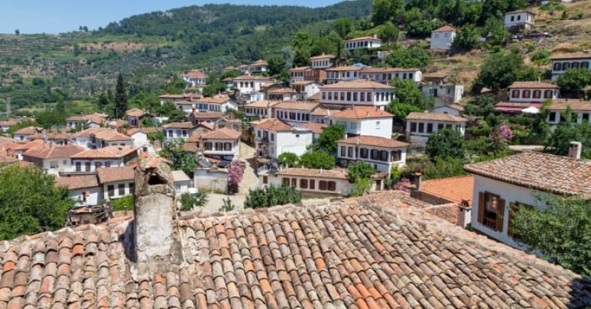 Where to Go on Holiday in April: Best Spring Travel Guide